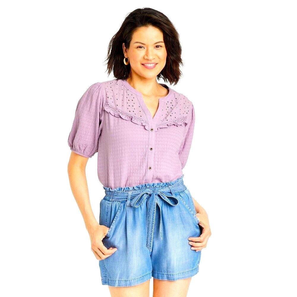 Knox Rose Woman’s Eyelet Bodice Textured Button Front Ballon Sleeve Top.
